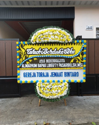 Papan Bunga Duka di Cilinaya